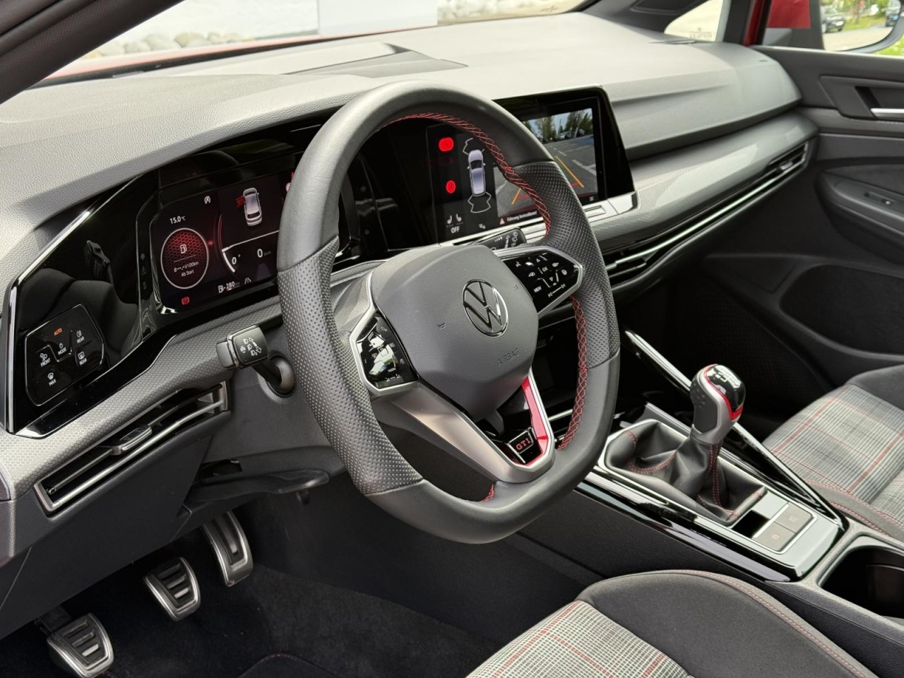 Golf VIII GTI 2,0 TSI (RearView+AHK+LED+) Klima