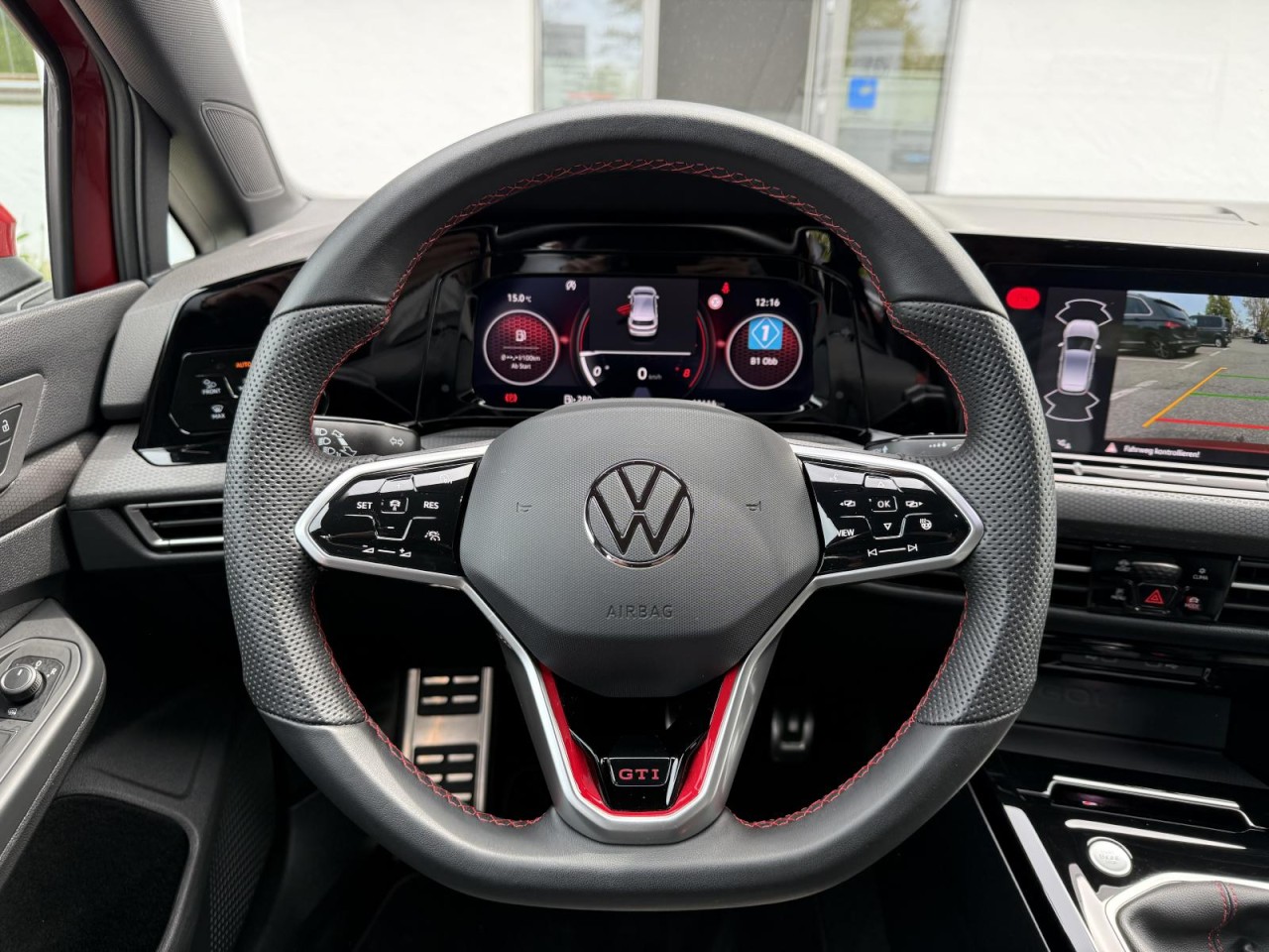 Golf VIII GTI 2,0 TSI (RearView+AHK+LED+) Klima