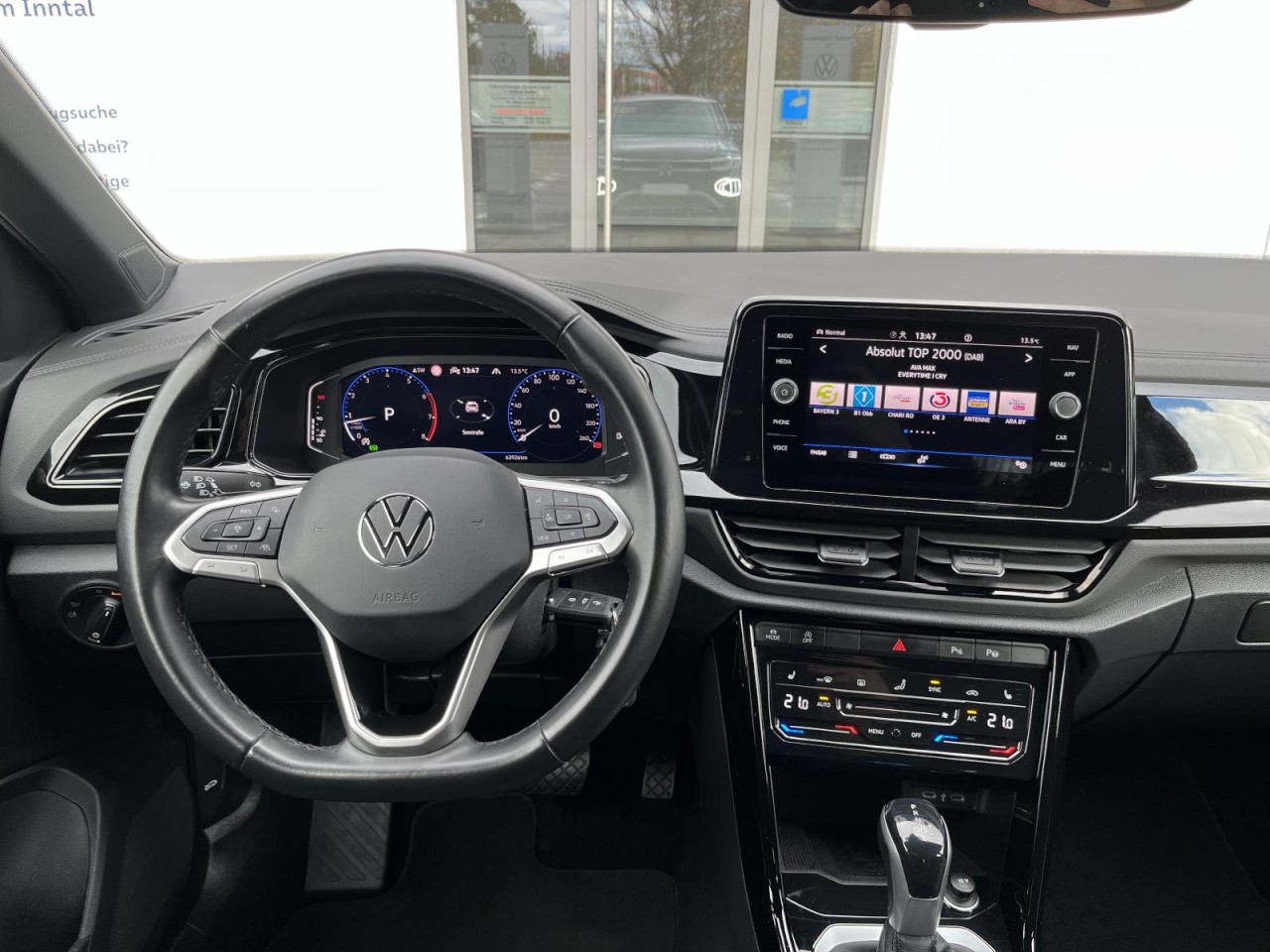 T-Roc 1,5 TSI Style DSG (AHK+Navi+Black Style)