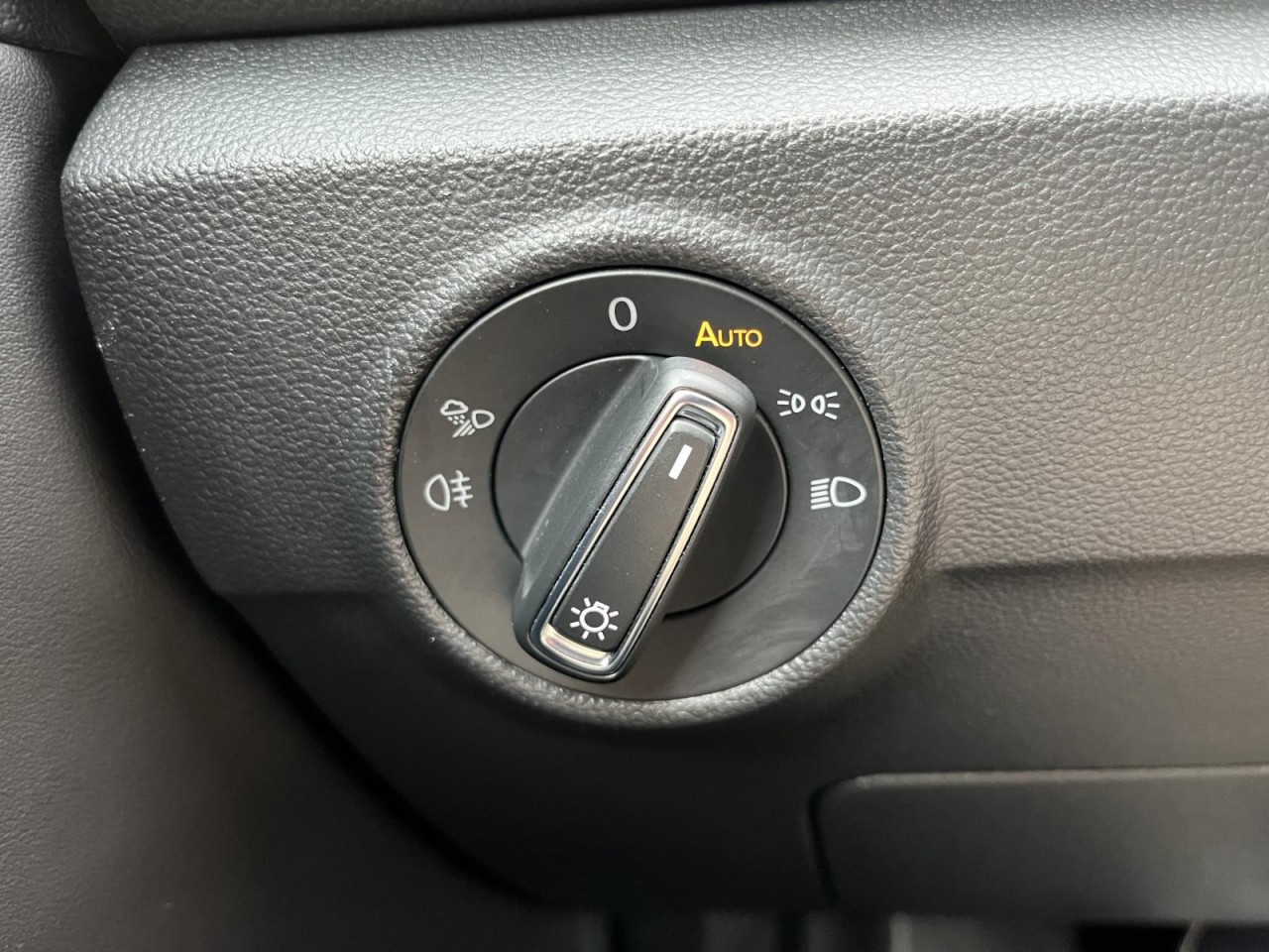 T-Roc 1,5 TSI Style DSG (AHK+Navi+Black Style)