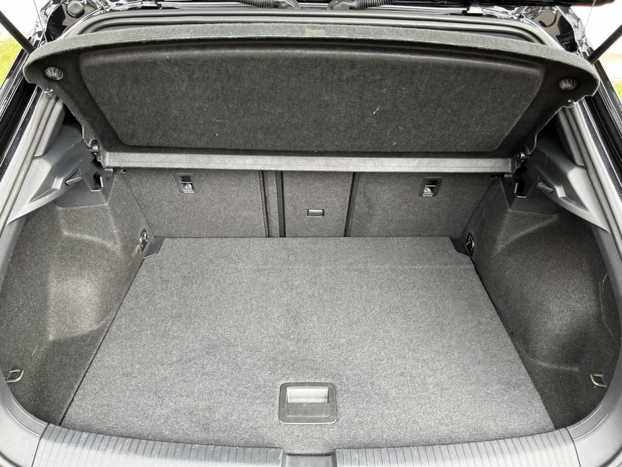 T-Roc 1,5 TSI Style DSG (AHK+Navi+Black Style)