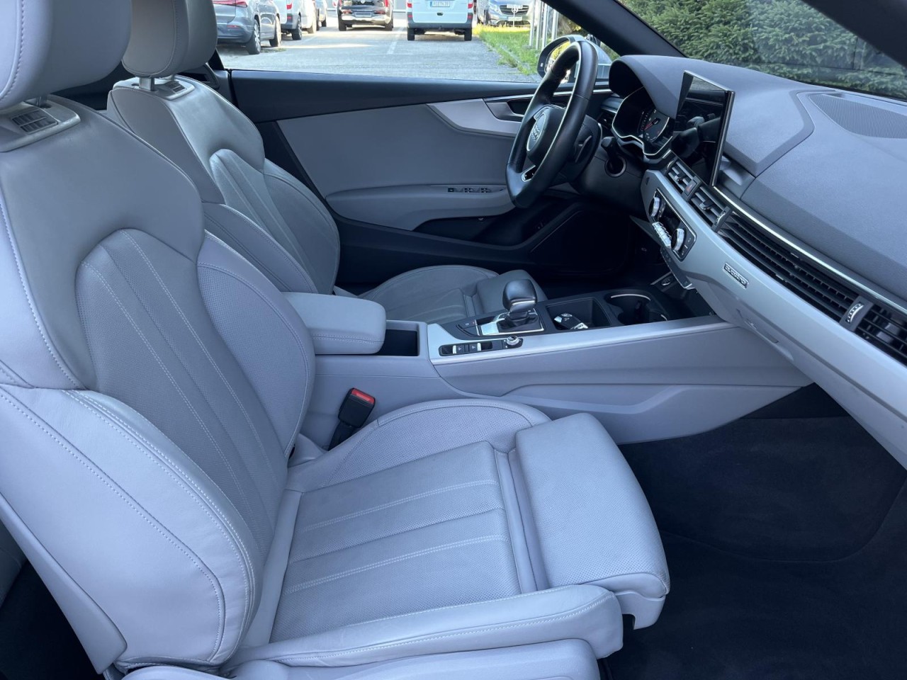 A5 Cabrio 40 TFSI quattro S tronic advanced (MatrixLED+Navi)