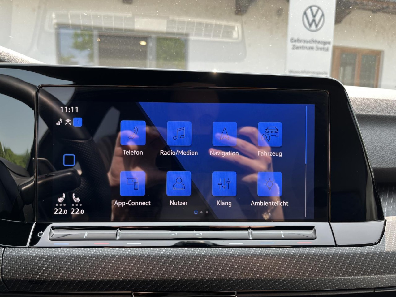 Golf VIII R 2,0 TSI R 4Motion (LED+DCC+RearView)