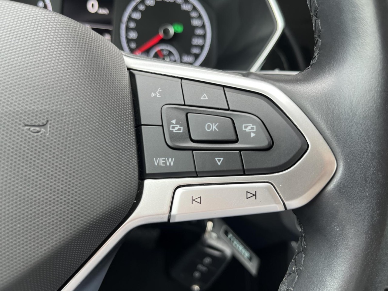T-Cross 1,0 TSI Style (LED+RearView+ACC) Klima