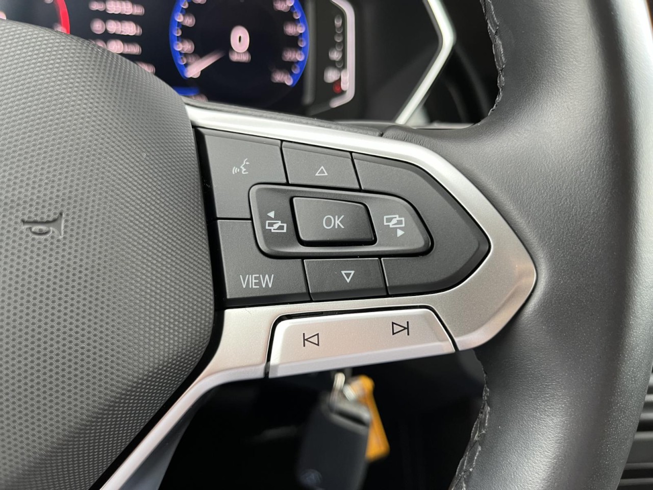 T-Cross 1,0 TSI DSG Style (AHK+RearView) Klima