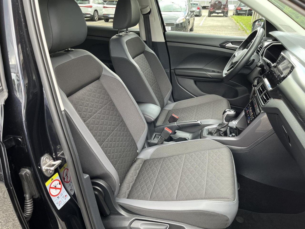 T-Cross 1,0 TSI DSG Style (AHK+RearView) Klima
