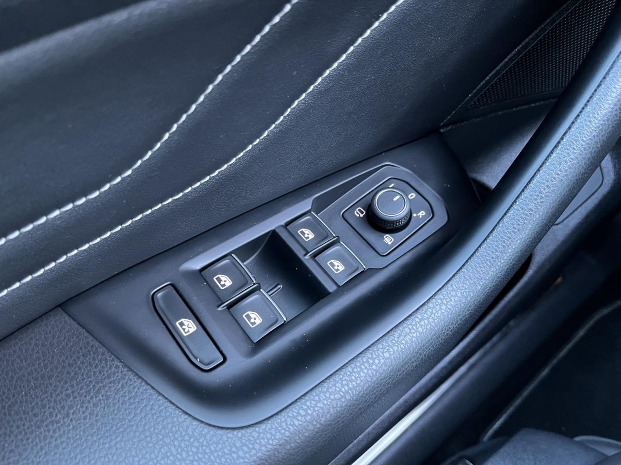 Arteon Shootingbrake 2,0 TDI DSG R-Line (Navi+ACC)