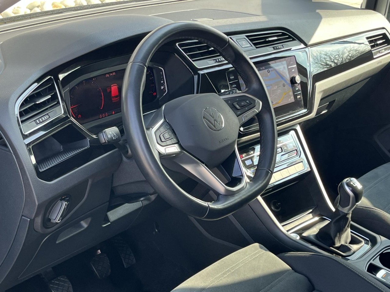 Touran 1,5 TSI Highline (AHK+Navi) Klima Navi