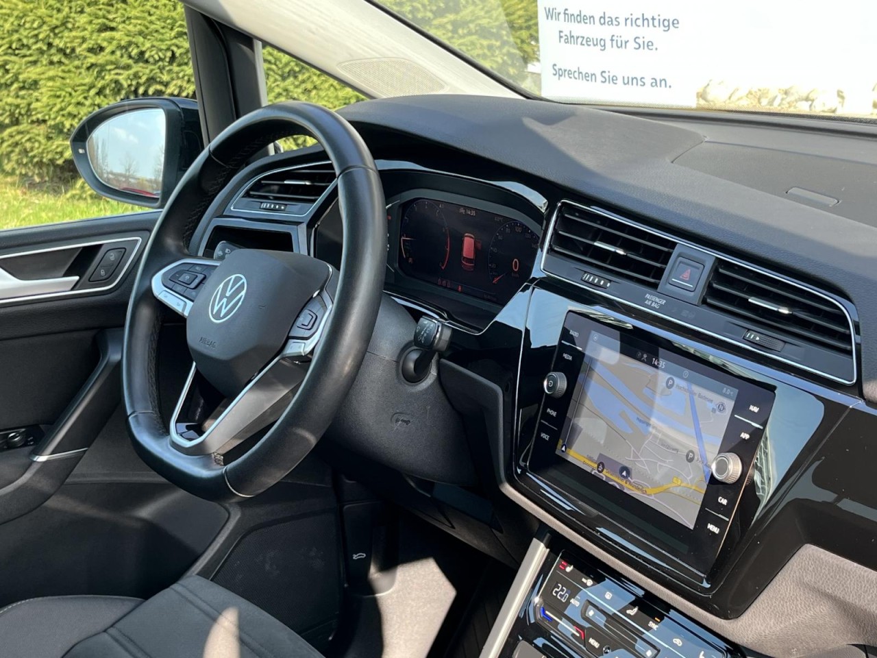 Touran 1,5 TSI Highline (AHK+Navi) Klima Navi