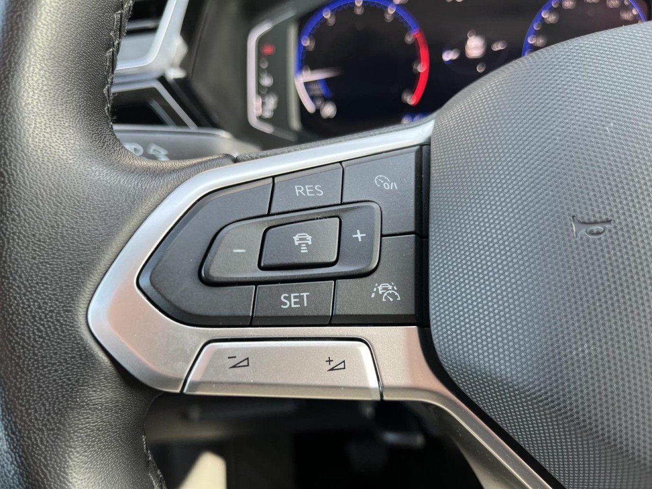 Touran 1,5 TSI Highline (AHK+Navi) Klima Navi