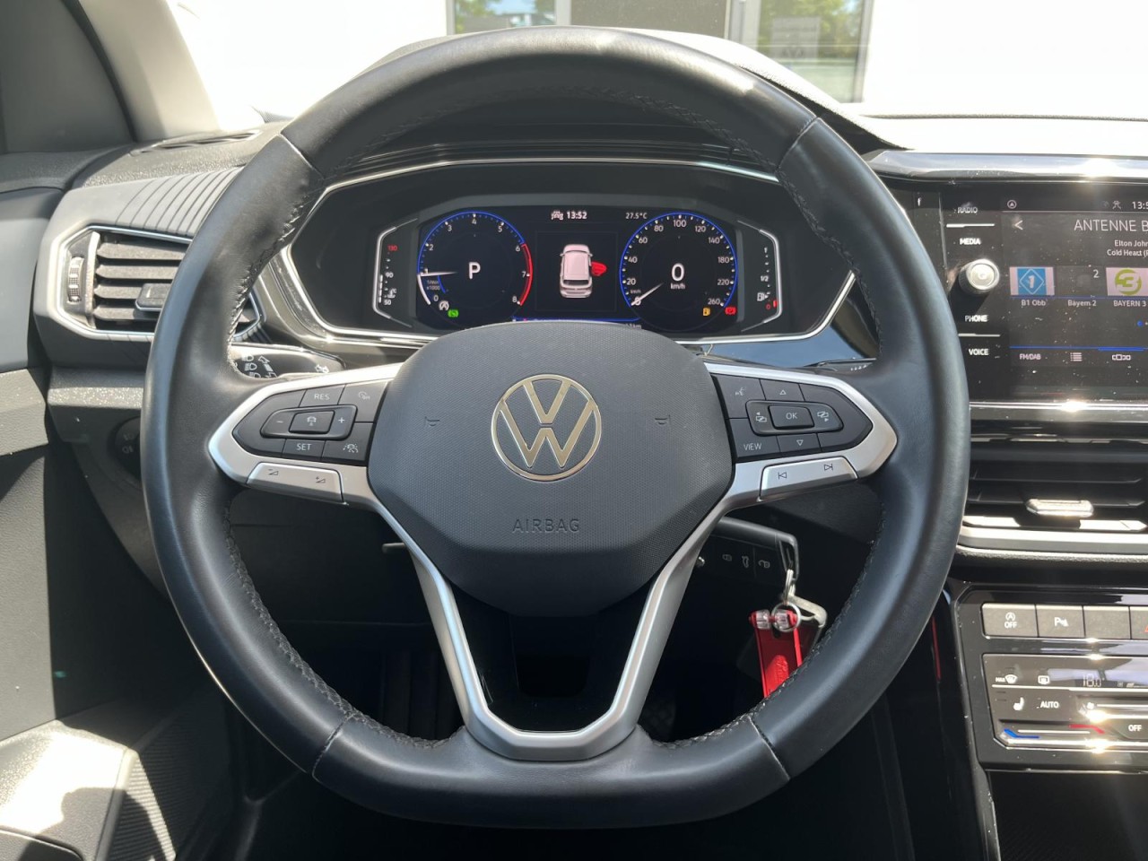 T-Cross 1,0 TSI DSG Style (AppConnect+LED+Klima)