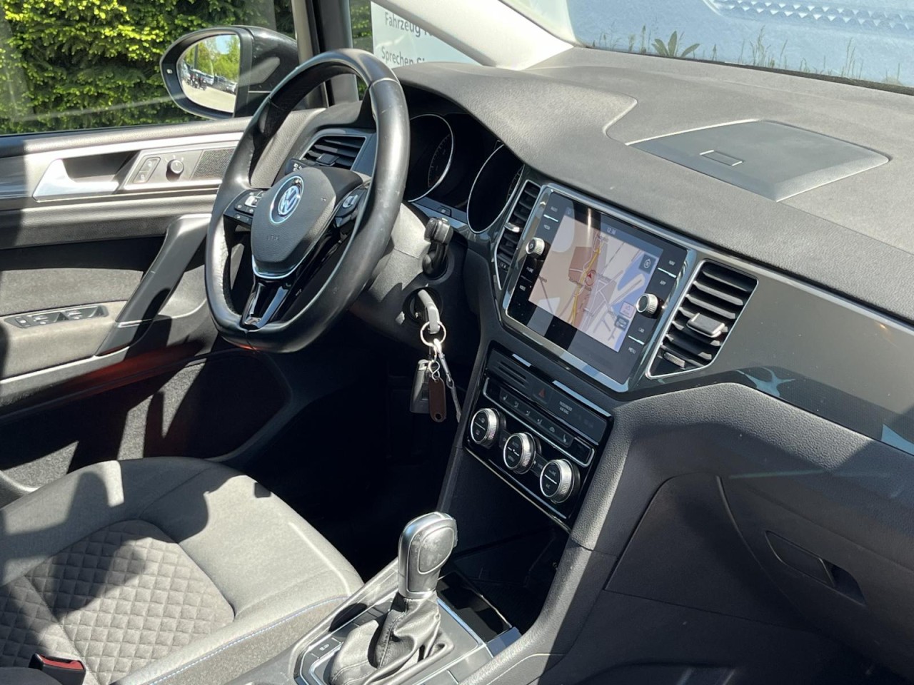 Golf Sportsvan 1,0 TSI DSG Join (Navi+RearView)