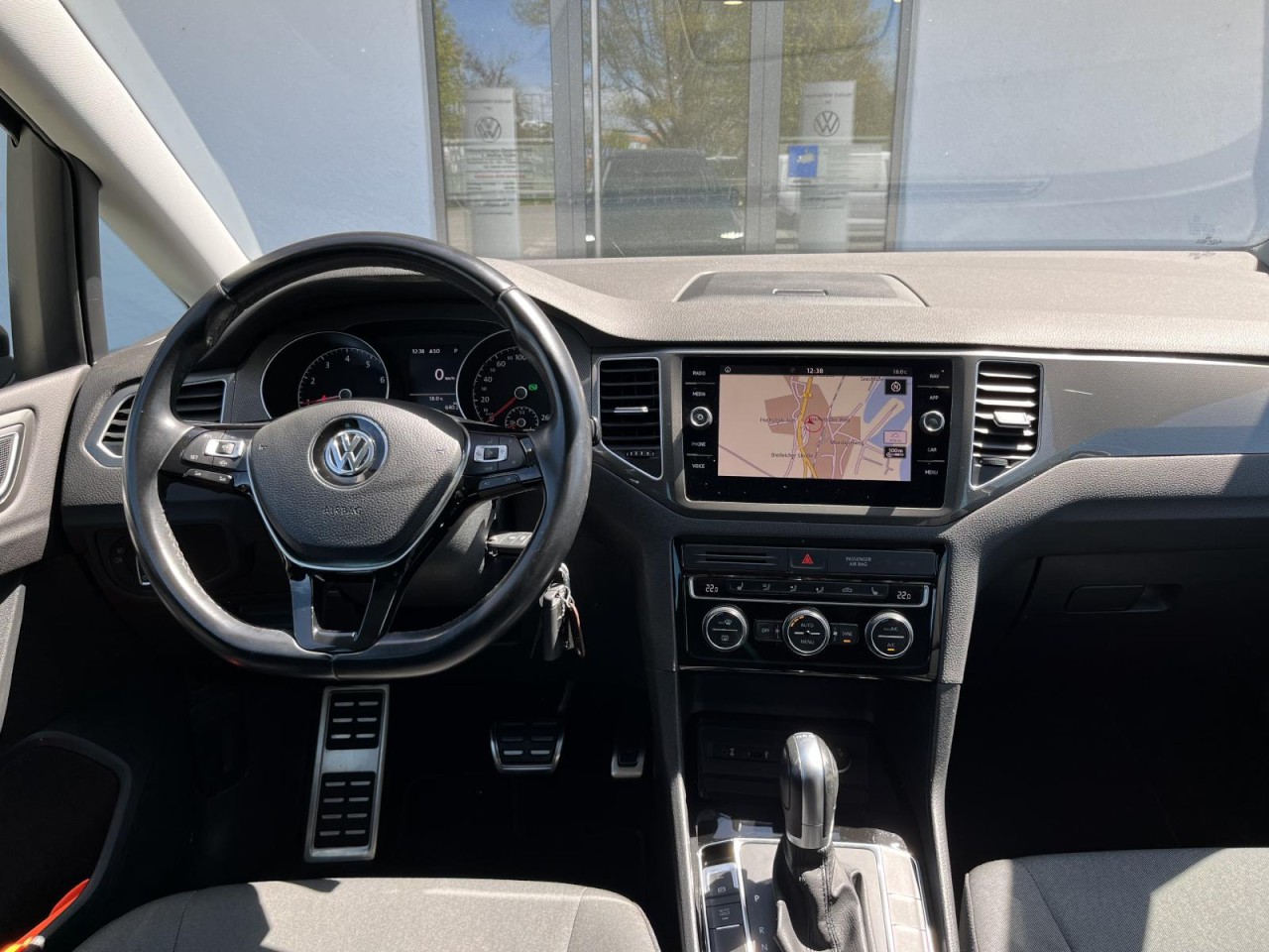 Golf Sportsvan 1,0 TSI DSG Join (Navi+RearView)