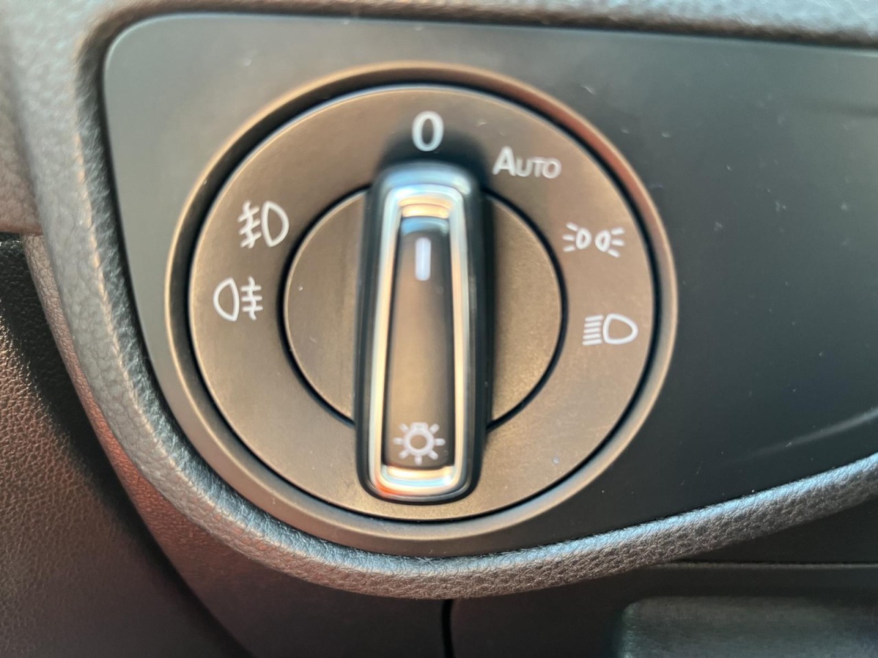 Golf Sportsvan 1,0 TSI DSG Join (Navi+RearView)