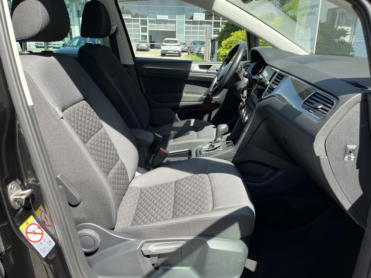 Golf Sportsvan 1,0 TSI DSG Join (Navi+RearView)