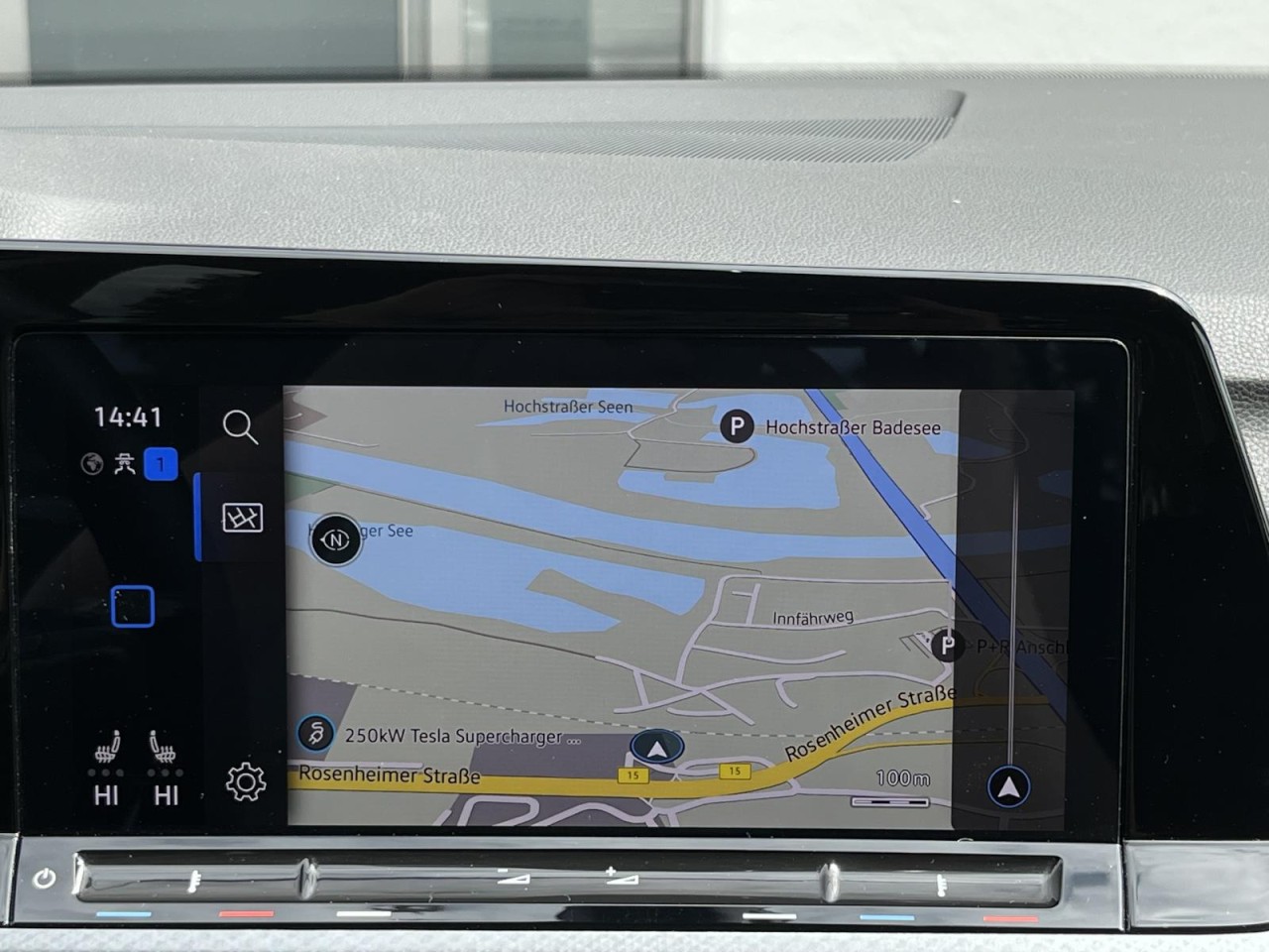 Golf VIII 1,0 eTSI DSG Active (Navi+RearView+LED+)