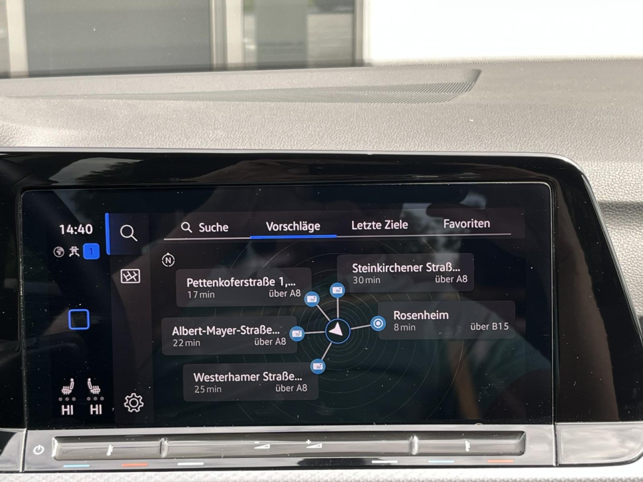 Golf VIII 1,0 eTSI DSG Active (Navi+RearView+LED+)