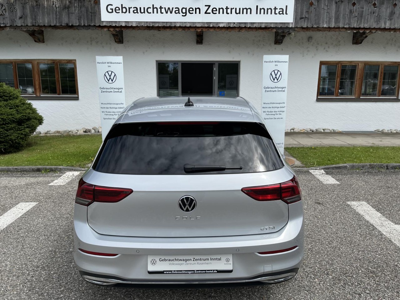 Golf VIII 1,0 eTSI DSG Active (Navi+RearView+LED+)