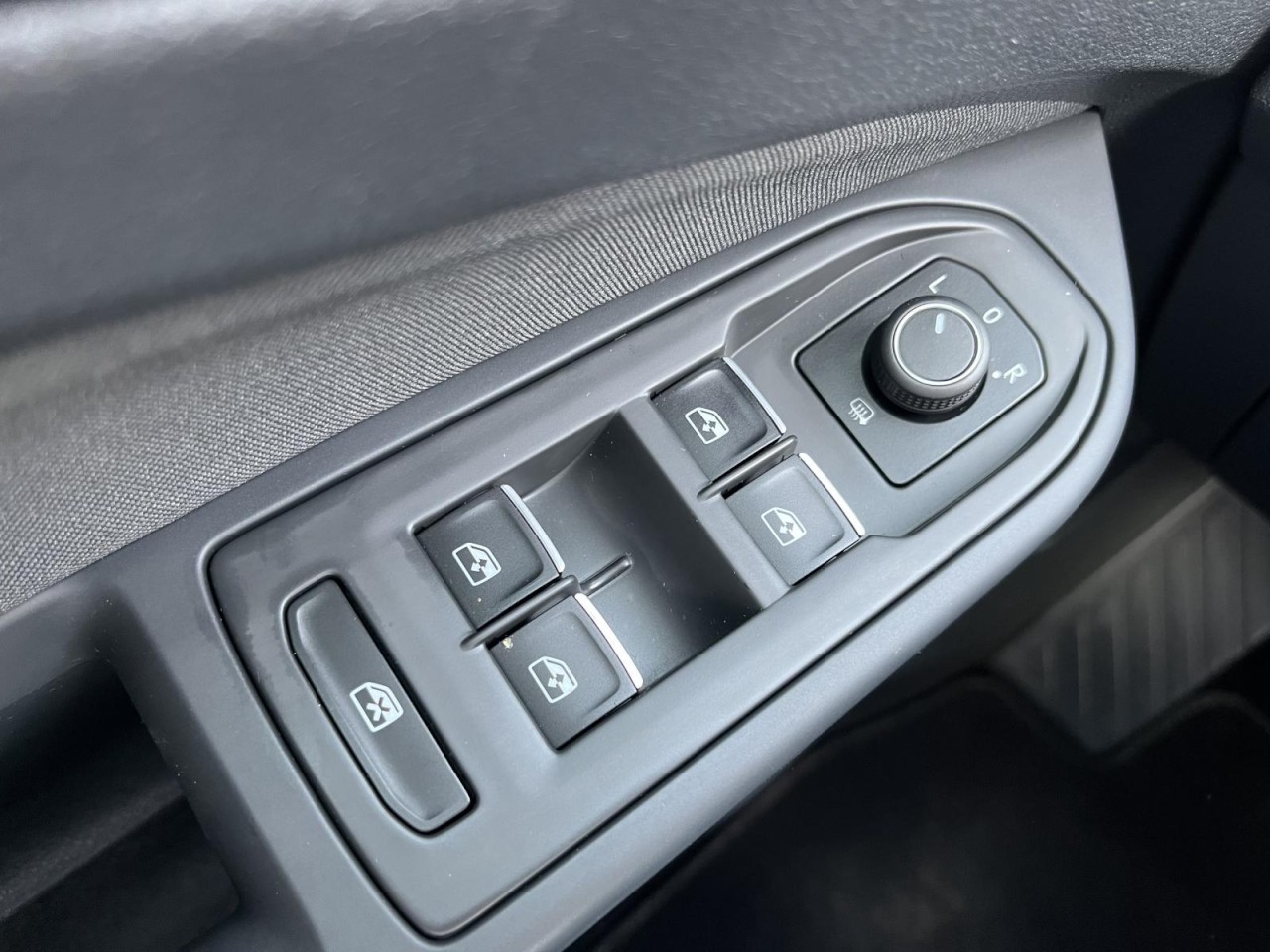 Golf 1,5 eTSI DSG Style (LED+Sitzhzg.+ACC)