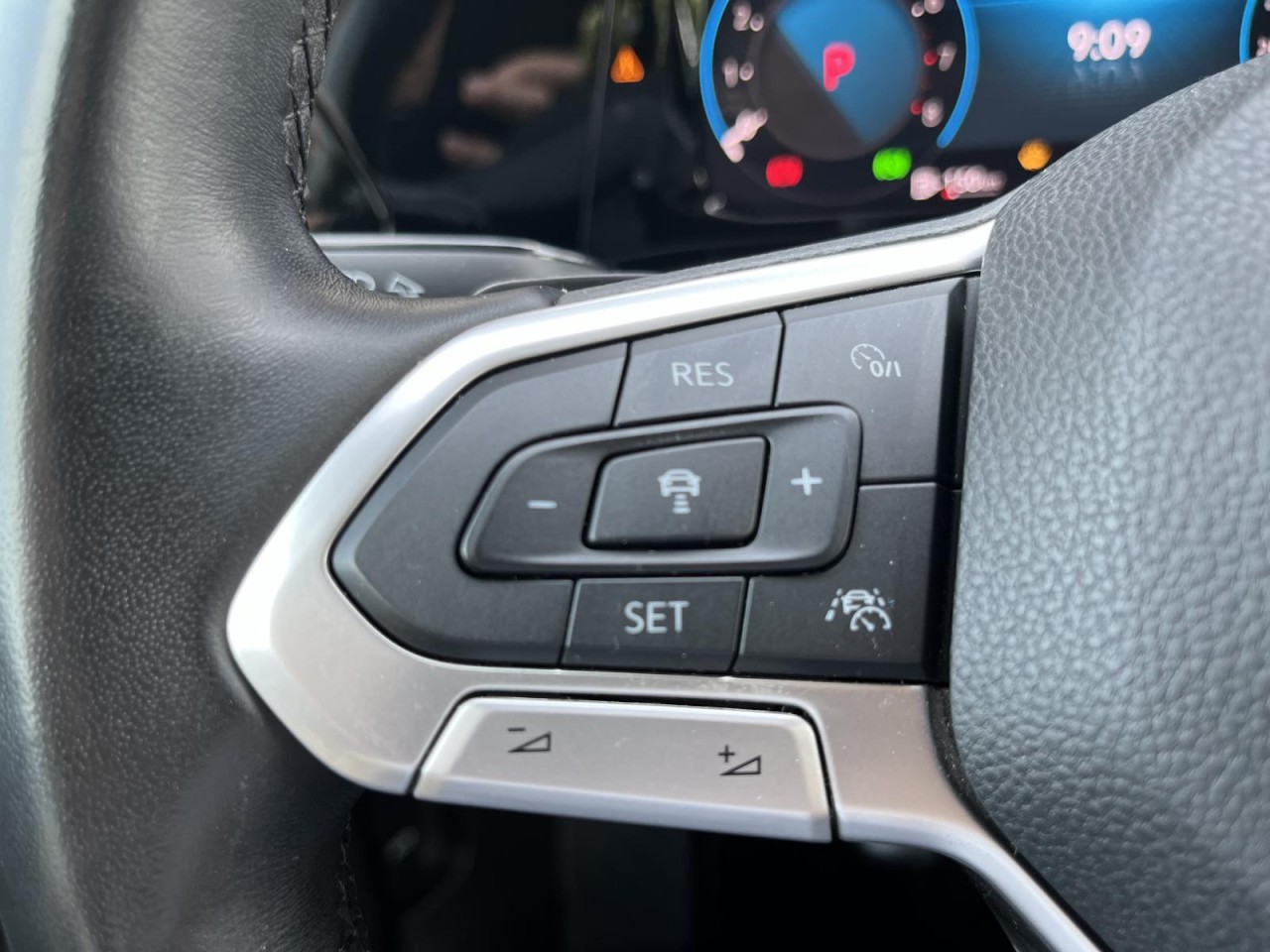 Golf 1,5 eTSI DSG Style (LED+Sitzhzg.+ACC)