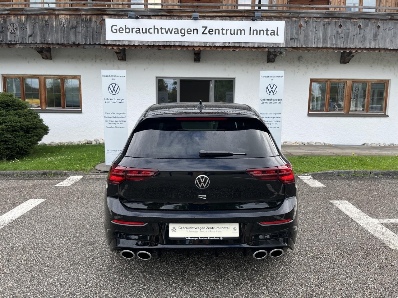 Golf VIII R 2,0 TSI DSG 4Motion (ACC+Navi+LED)