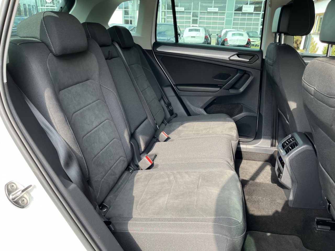 Tiguan 2,0 TDI DSG (AHK+Navi+ACC) Klima Navi