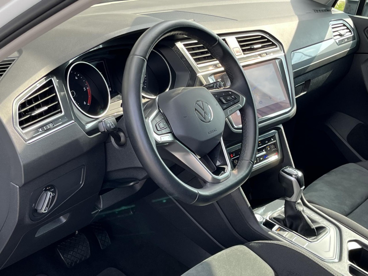 Tiguan 2,0 TDI DSG (AHK+Navi+ACC) Klima Navi