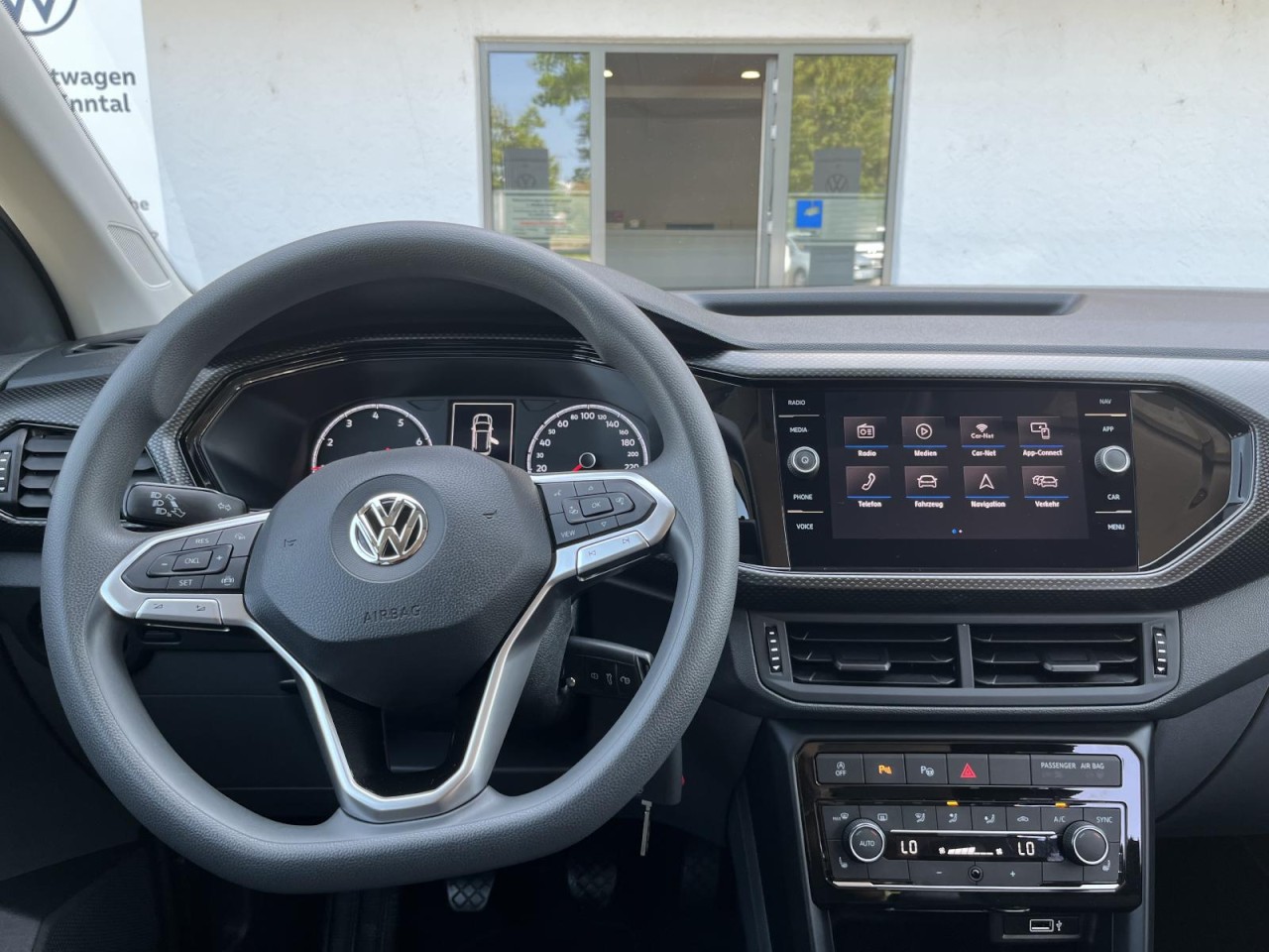 T-Cross 1,0 TSI Life (Navi+Climatr.) Klima Navi