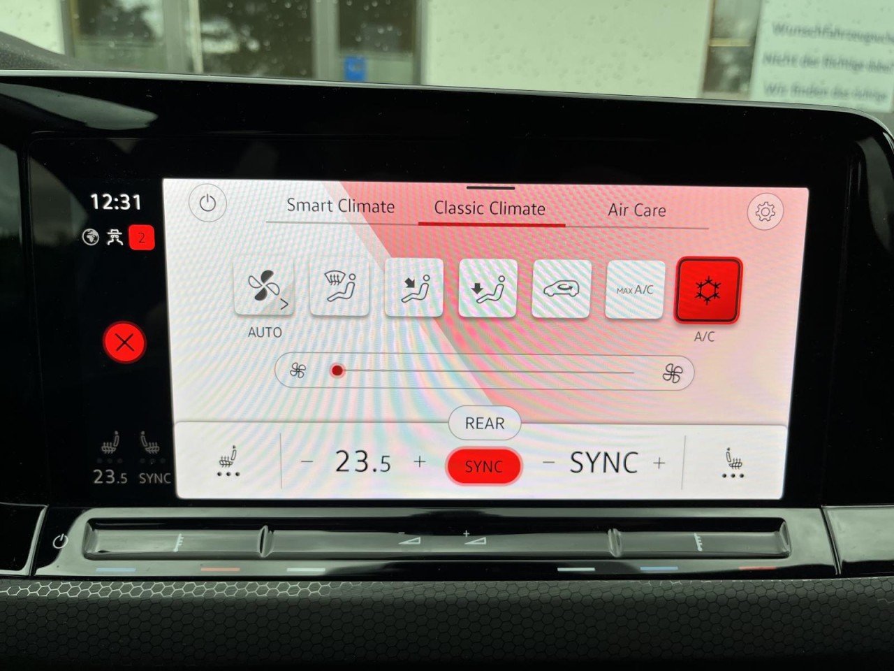 Golf VIII GTI 2,0 TSI DSG (DCC+LED+Navi+RearView)