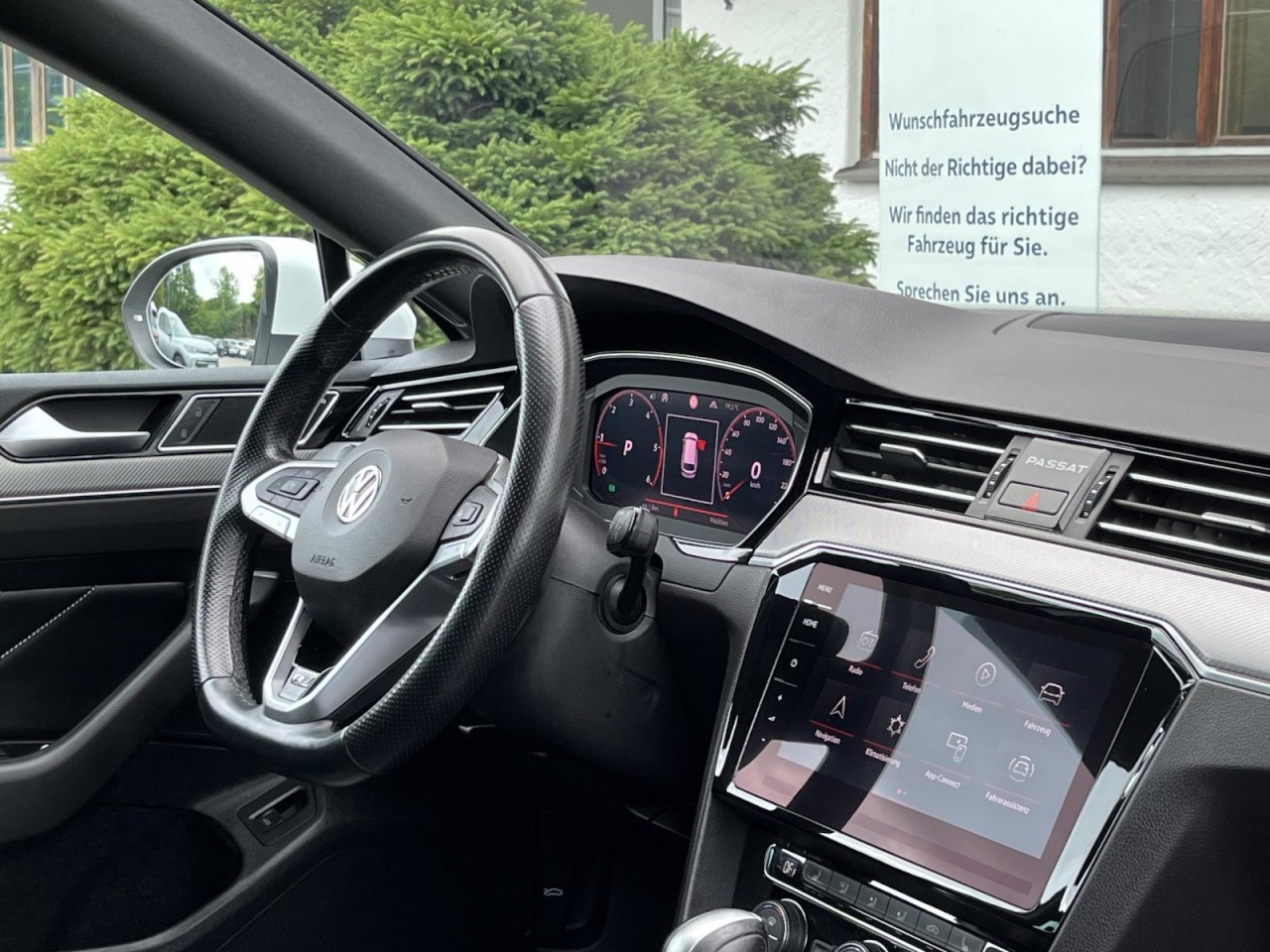Passat Variant 2,0 TDI DSG 4Motion R-Line (AreaView+SD+AHK)