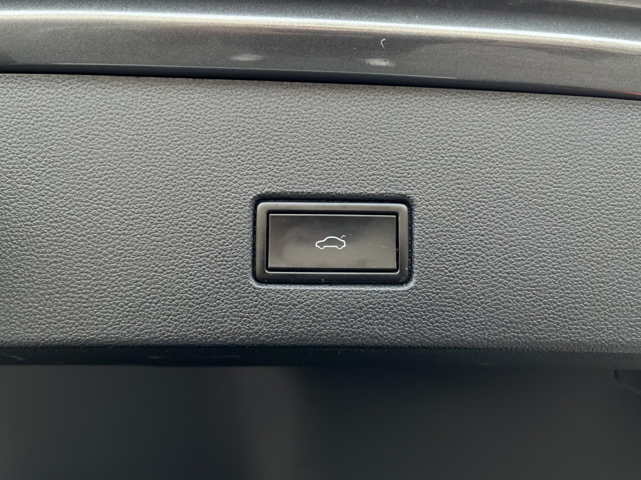 T-Roc 2,0 TSI DSG 4Motion Sport (AHK+LED) Klima