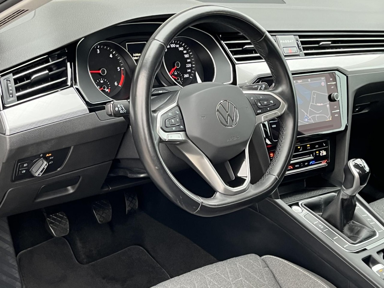 Passat Variant 2,0 TDI Business (Navi+LED+RearView)