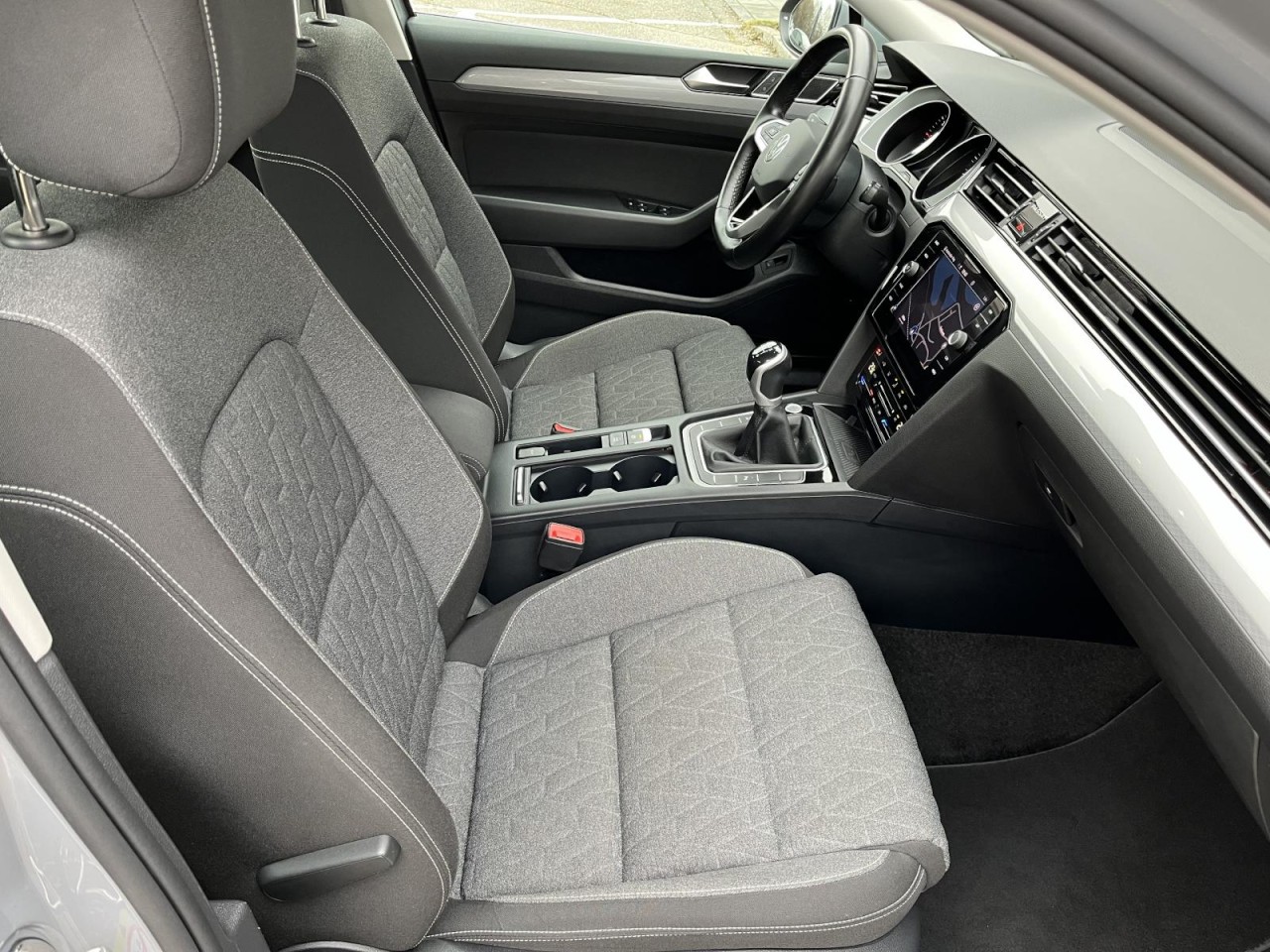 Passat Variant 2,0 TDI Business (Navi+LED+RearView)