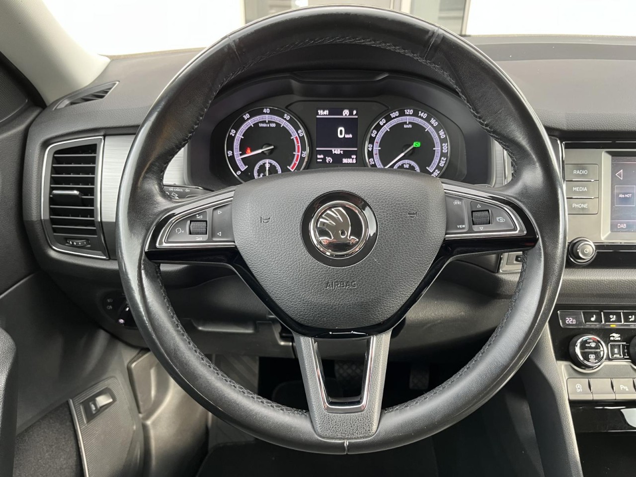 Kodiaq 1,5 TSI DSG Ambition 4x4 (7-Sitzer+Standhzg.+AHK)