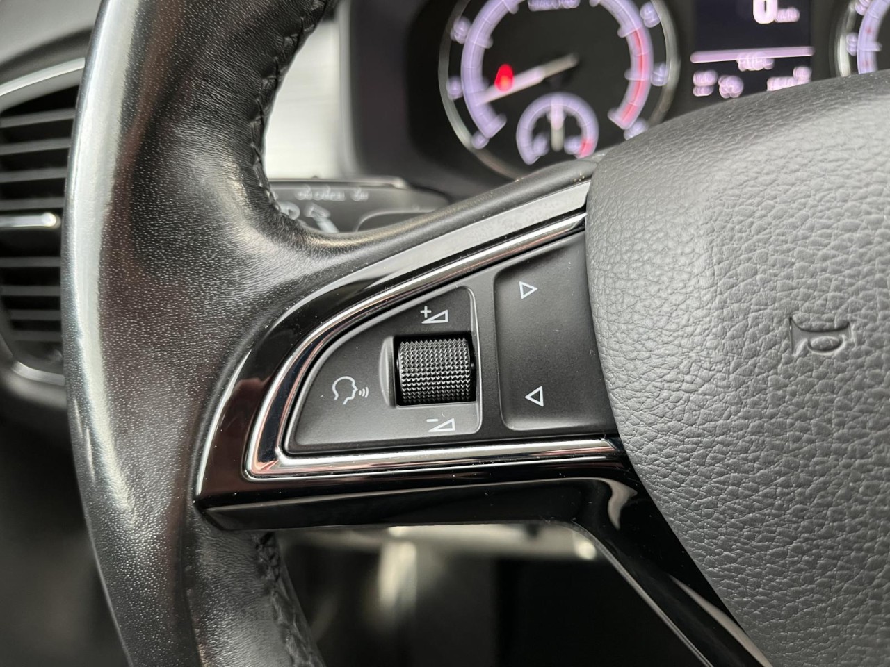 Kodiaq 1,5 TSI DSG Ambition 4x4 (7-Sitzer+Standhzg.+AHK)