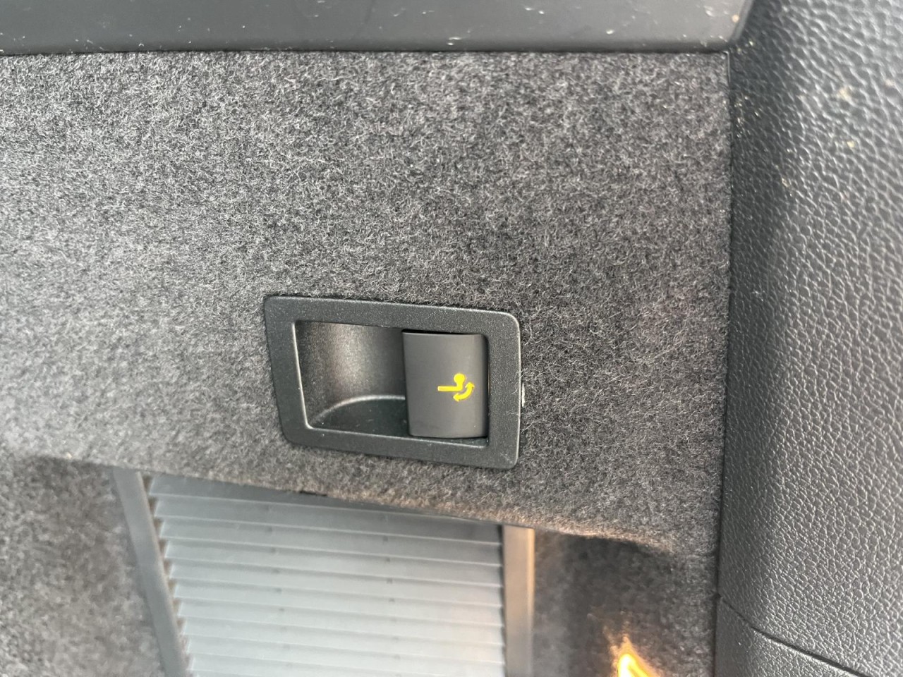 Kodiaq 1,5 TSI DSG Ambition 4x4 (7-Sitzer+Standhzg.+AHK)