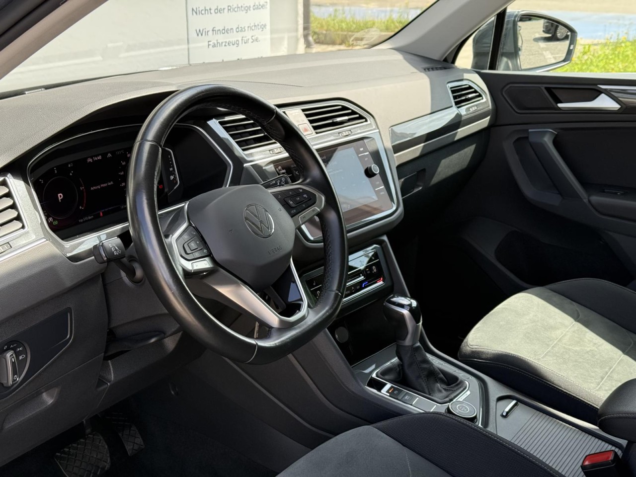 Tiguan 2,0 TDI DSG 4Motion Elegance (ACC+Navi+AHK)