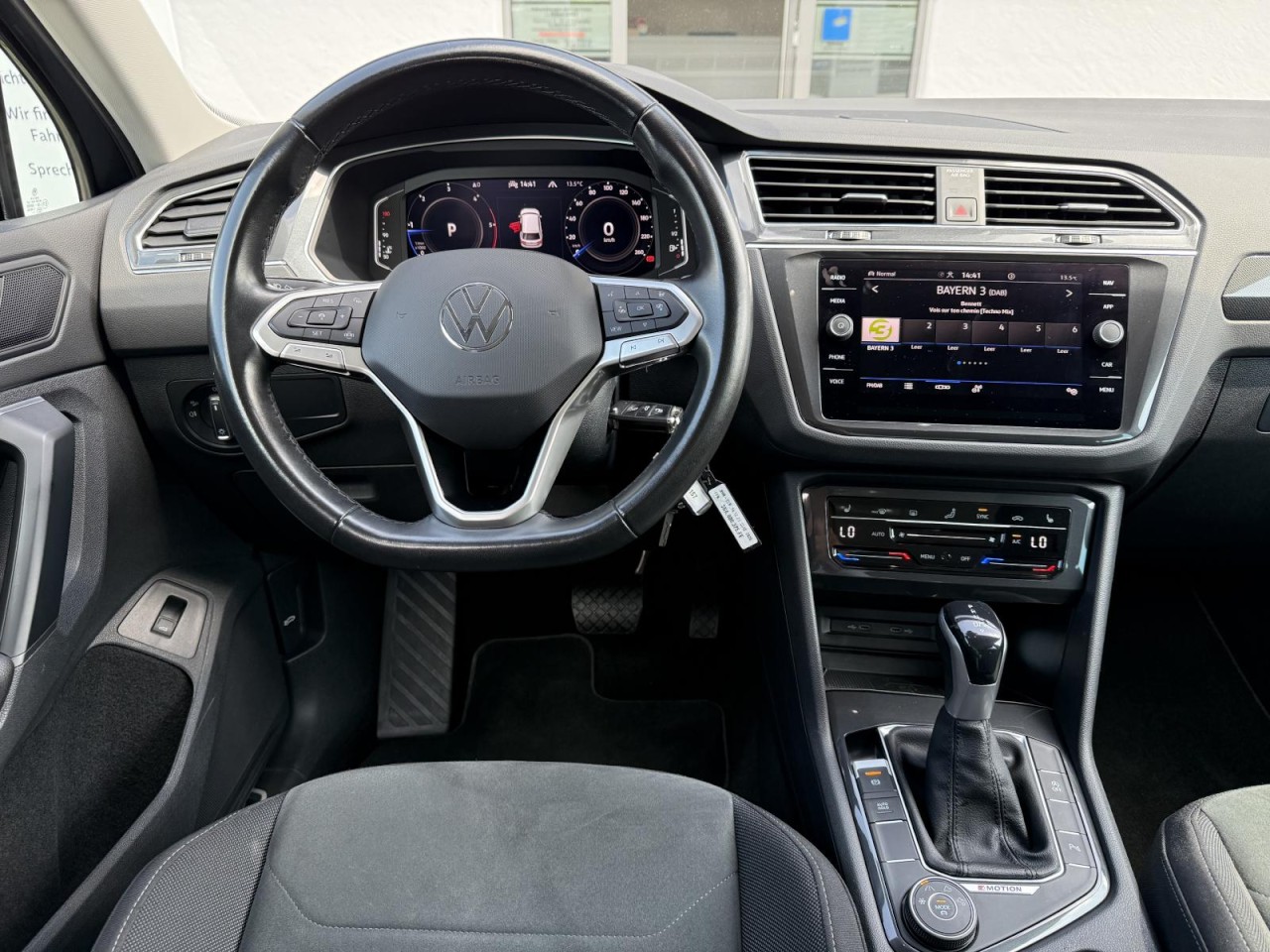Tiguan 2,0 TDI DSG 4Motion Elegance (ACC+Navi+AHK)