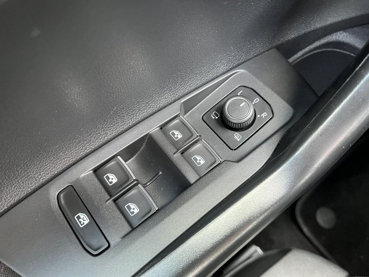 Polo 1,0 TSI Style (AppConnect+RearView) Klima