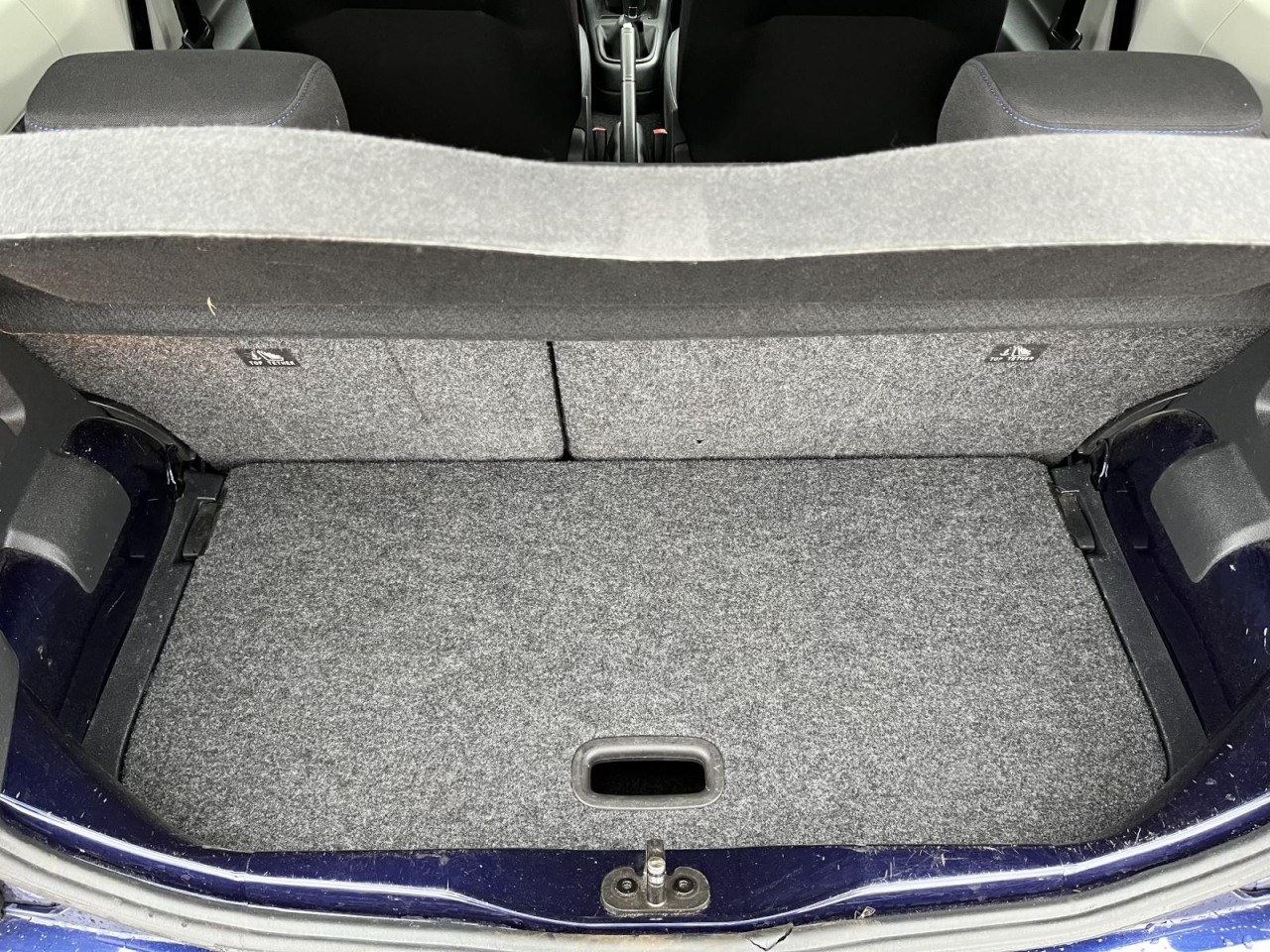 up! 1,0 United (RearView+Climatronic+SItzhzg.)