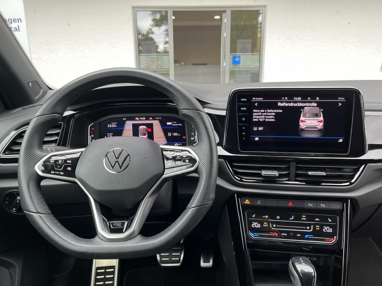 T-Roc Cabriolet 1,5 TSI DSG R-Line (BlackStyle+IQLight)