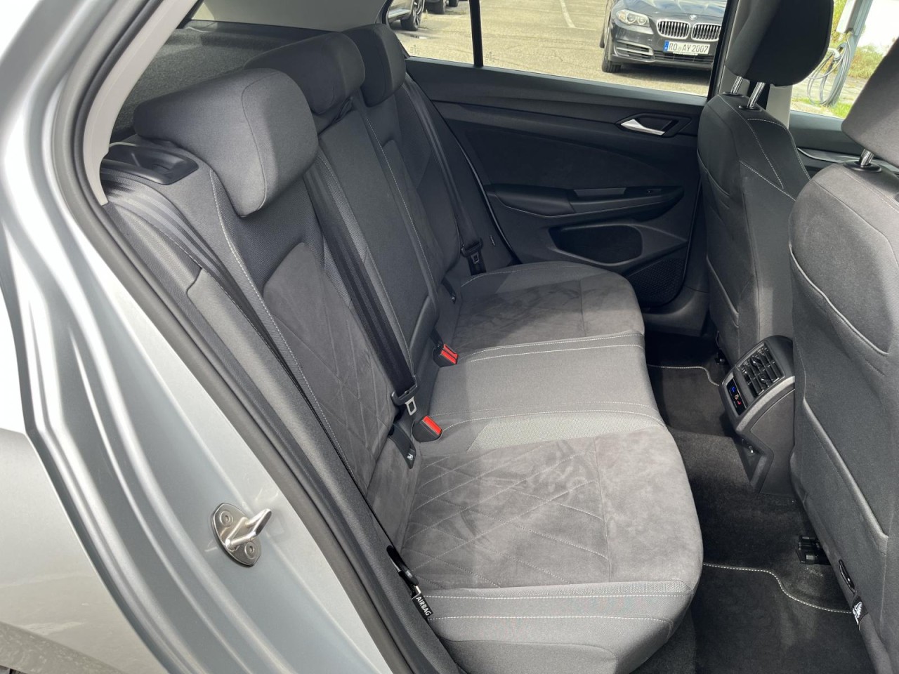 Golf VIII 2,0 TDI DSG Style (IQLight+Navi+ACC)