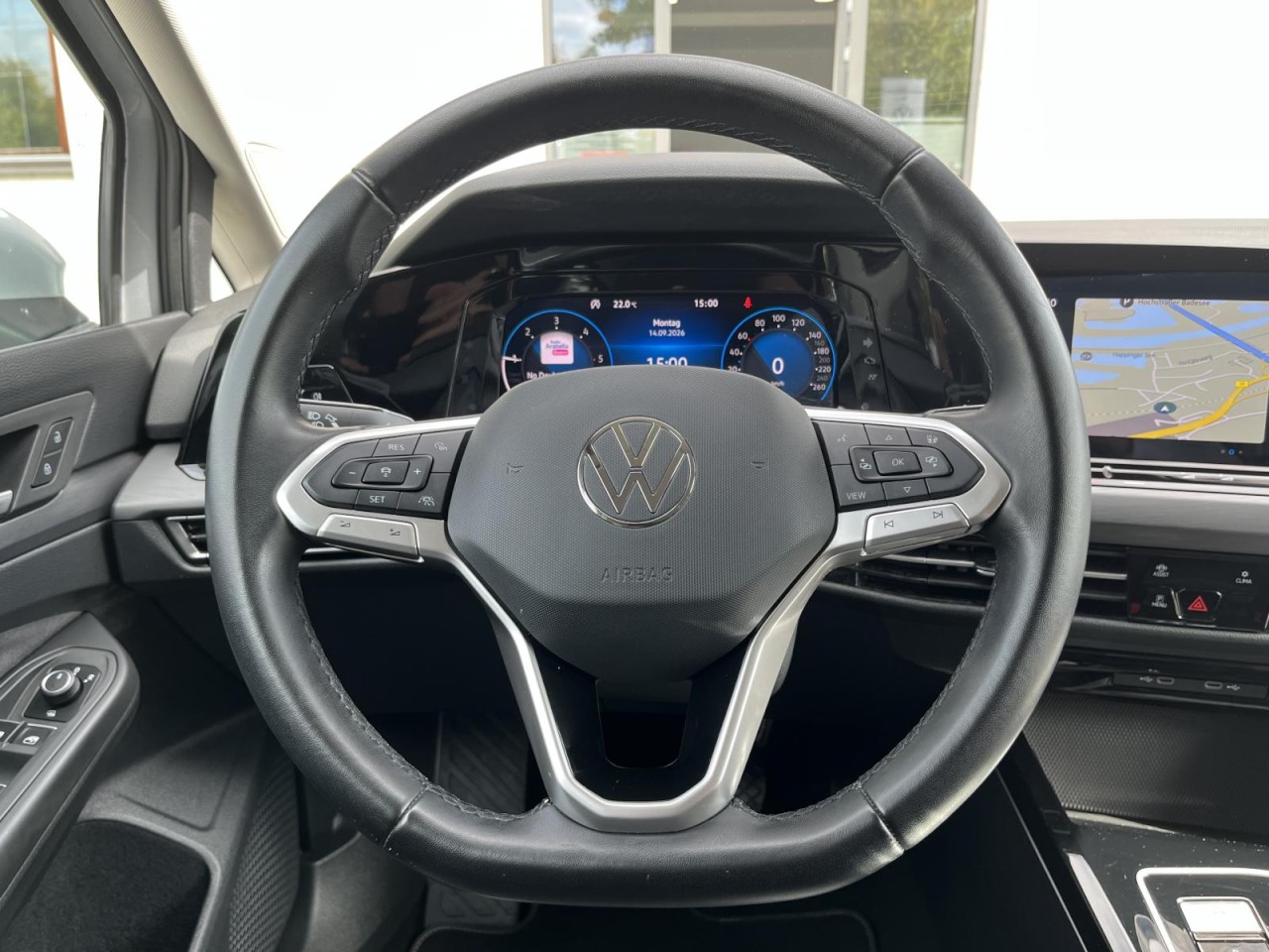 Golf VIII 2,0 TDI DSG Style (IQLight+Navi+ACC)