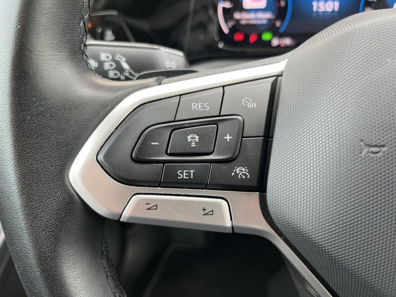 Golf VIII 2,0 TDI DSG Style (IQLight+Navi+ACC)