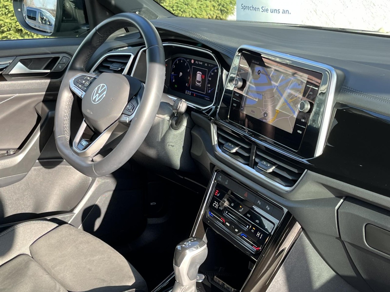 T-Roc 1,5 TSI DSG R-Line (IQLight+RearView+Navi)