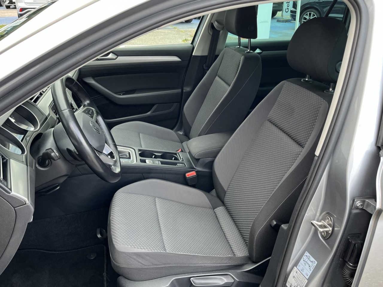 Passat Variant 2,0 TDI DSG (Navi+ACC+LED) Klima