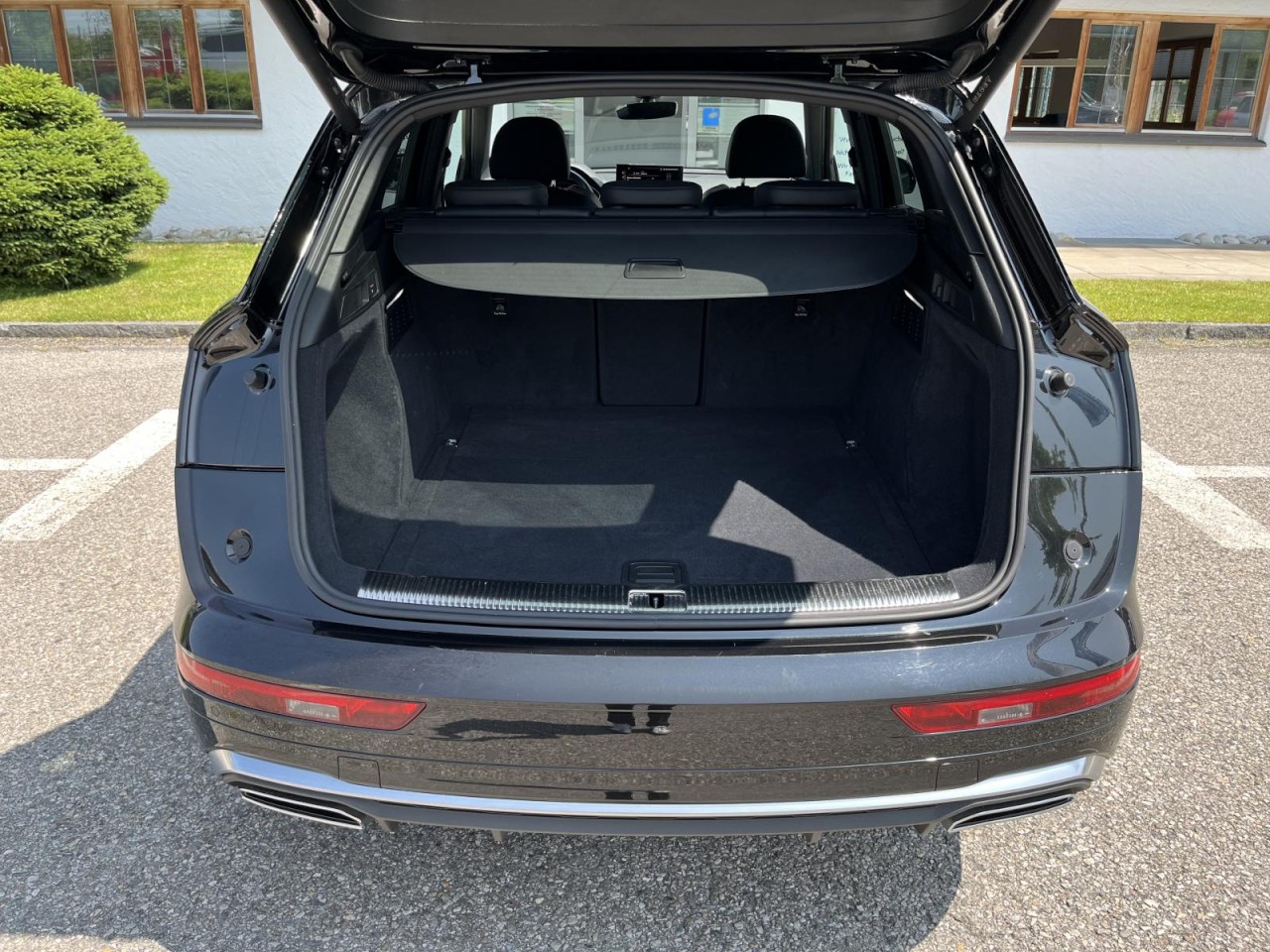 Q5 50 TDI tiptronic quattro S-Line (LED+Navi+AHK)