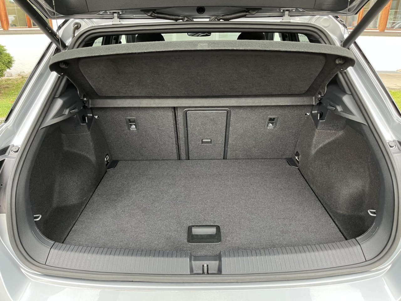 T-Roc 2,0 TSI DSG 4Motion R-Line (Standhzg.+DCC+AHK)