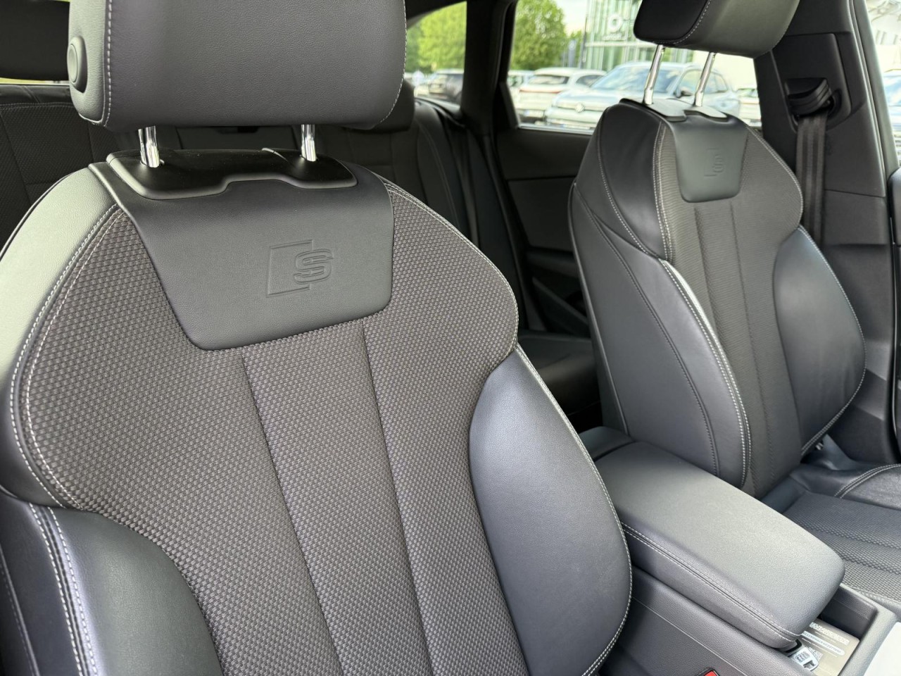 A4 Avant 40 TDI S tronic quattro S line (OptikPaket+AHK+LED)