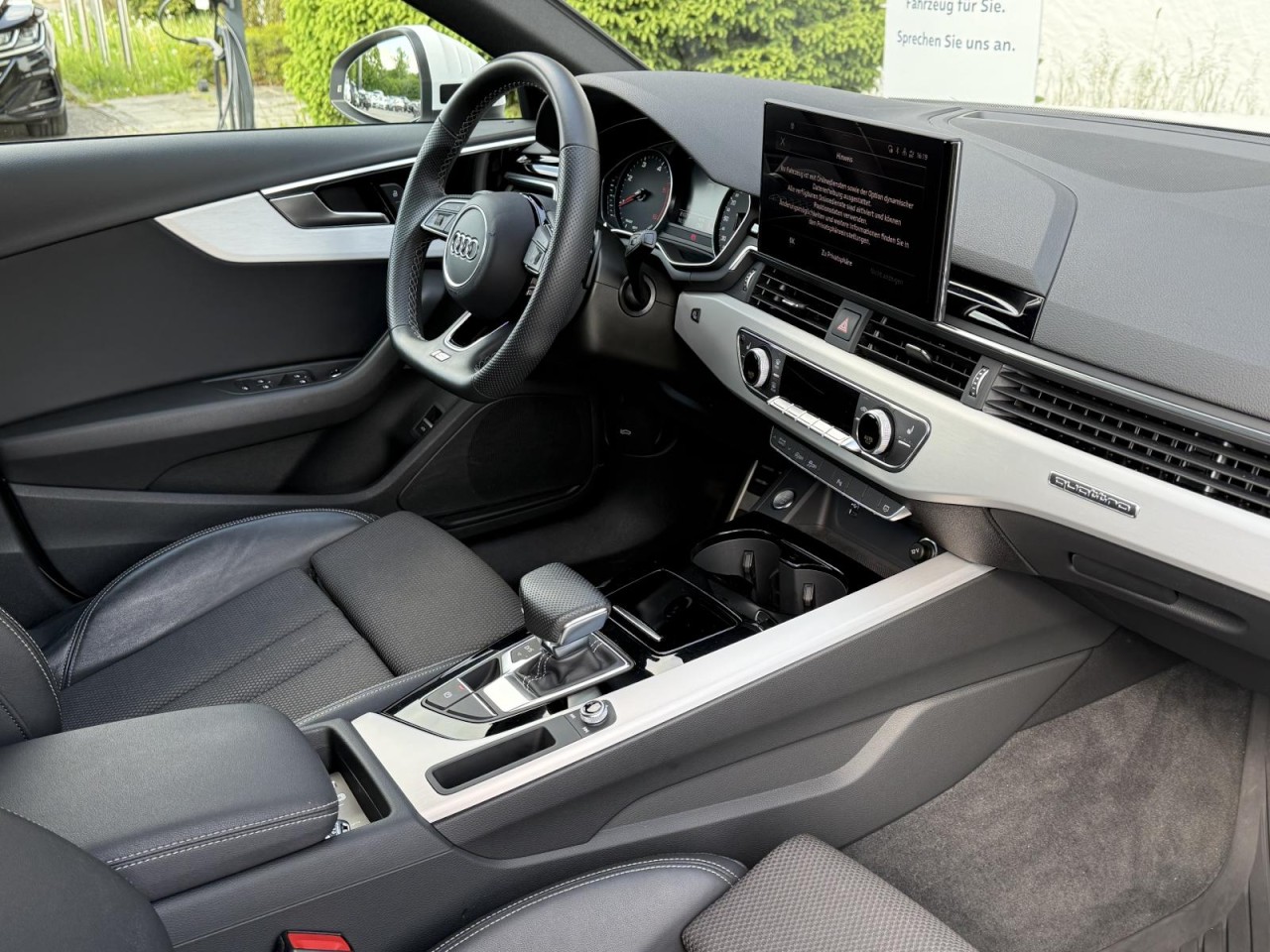 A4 Avant 40 TDI S tronic quattro S line (OptikPaket+AHK+LED)